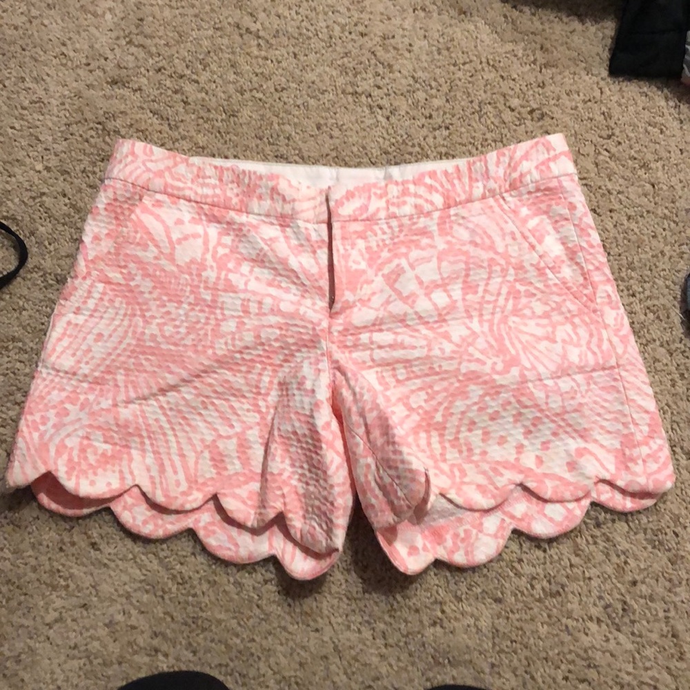 Lily Pulitzer scallop shorts
